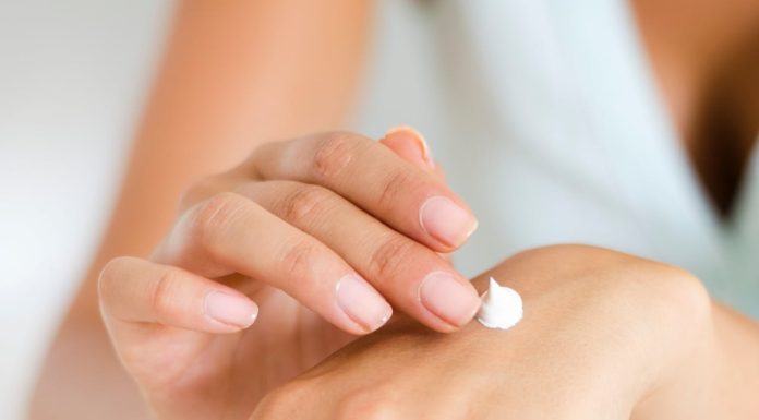 Güzellik ve Bebek Bakımında Mükemmel Yardımcılar: Silikon Maske Fırçası, Fondöten Fırçası ve Pişik Kremi fitalive.com .tr6